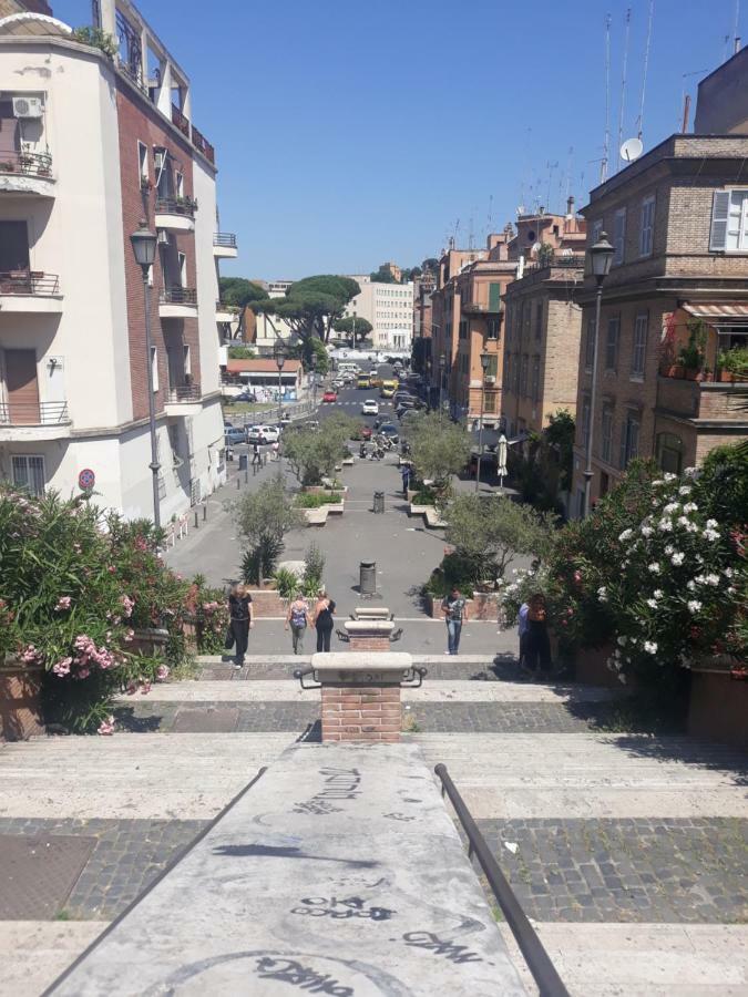 Appartamento Delle Grazie Рим Экстерьер фото